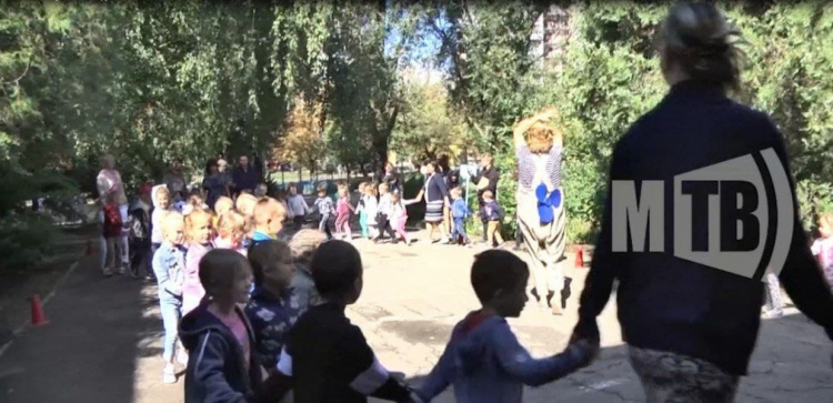 Вадим Новинский выделил средства на помощь в благоустройстве детского сада в Мариуполе