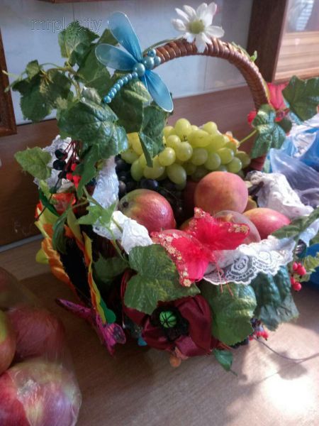 Мариупольцы празднуют Преображение Господне и освящают яблоки (ФОТО+ВИДЕО)
