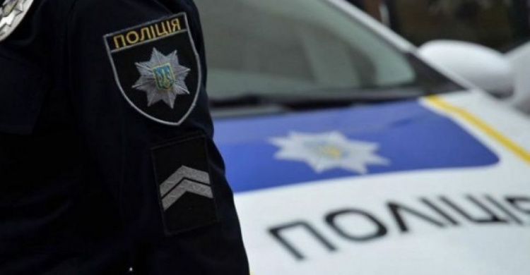 Водитель в Мариуполе создавал аварийную обстановку, скрываясь от полиции