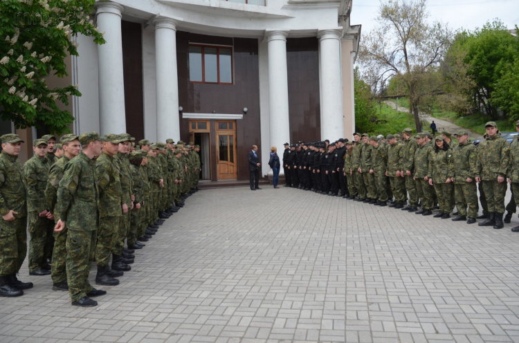 Мариупольская полицейская академия празднует свое 60-летие (ФОТО)