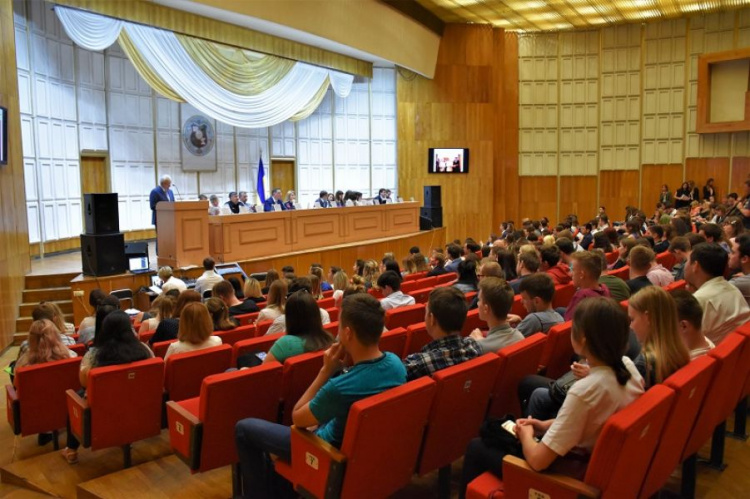 Более 200 правоведов из разных стран провели конференцию в Мариуполе (ФОТО)