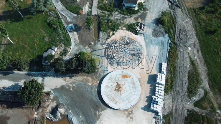 Мариупольский парк в стадии реконструкции показали с высоты птичьего полета