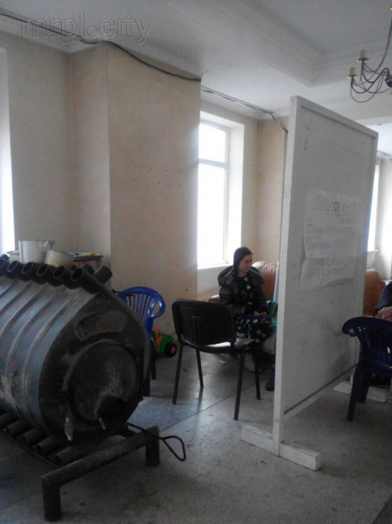 Испытания переселенцев из Донбасса: голодовка, еда на костре и жизнь в нечеловеческих условиях (ФОТО)