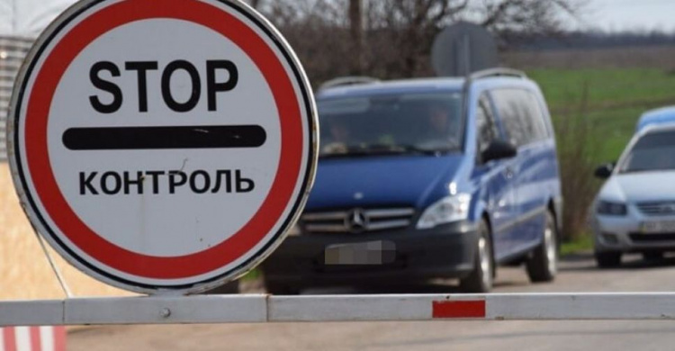 В Донецкой области женщина умышленно совершила наезд на пограничника