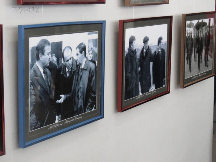 Мариупольцы могут посмотреть, как жил «народный директор» Владимир Бойко (ФОТО)