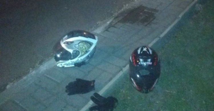 В Мариуполе мотоциклист сбил женщину на переходе (ФОТО)