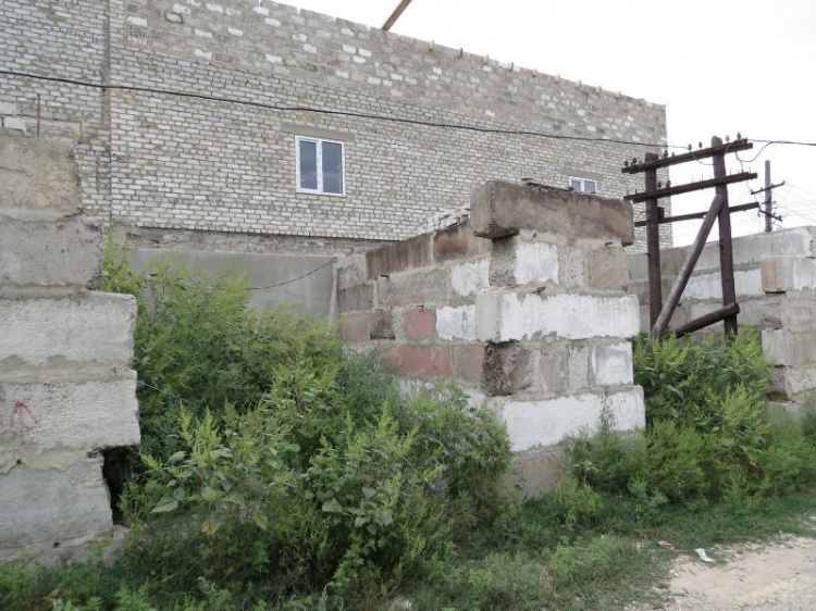 Противостояние вокруг незаконного строительства бункера в Мариуполе набирает обороты (ФОТО)