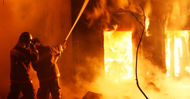 В Мариуполе в огне погибло 17 горожан. Материальные потери – более 2 млн гривен