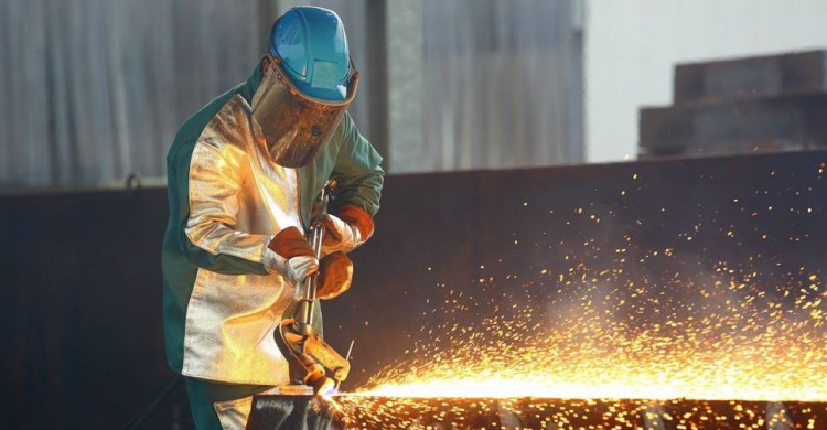 На безопасность металлургов в Мариуполе выделили 143 млн грн