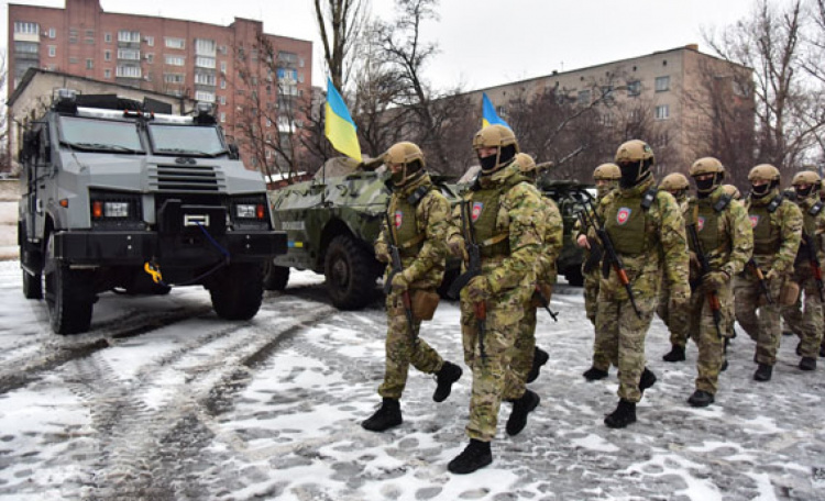 После переаттестации в полиции Донецкой области создали штурмовой отряд
