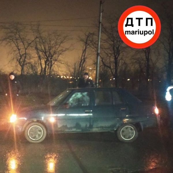 Пьяный пешеход попал под колеса авто в Мариуполе