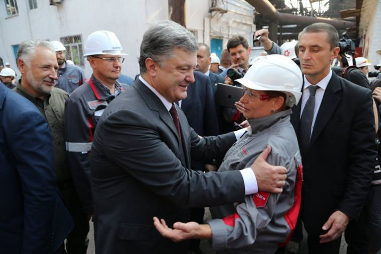 Президент Петр Порошенко: Металлургия - ключевой сектор украинской экономики (ФОТО)