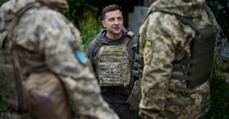 Владимир Зеленский побывал на передовой в Донецкой области