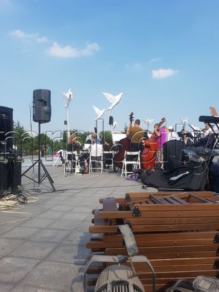 Площадь Свободы в Мариуполе готовится стать центром украинской классической музыки