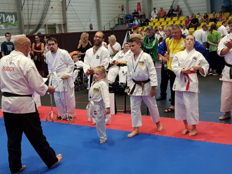 Мариупольчанка стала призером чемпионата мира по пара-карате. Зал аплодировал стоя (ФОТО)