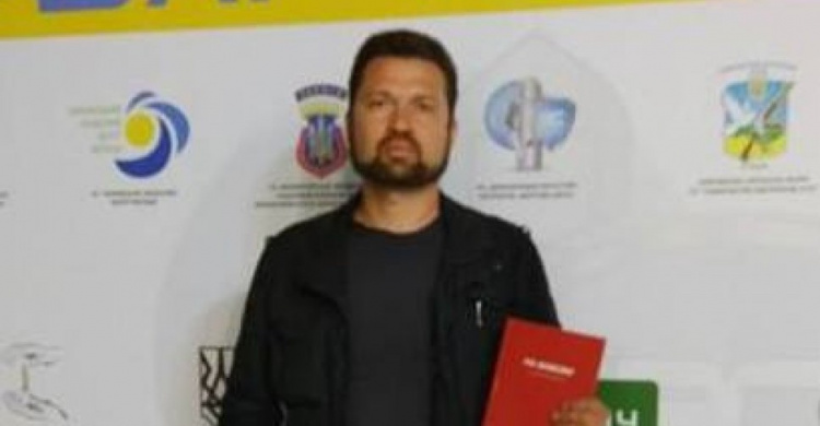 Поэт мариупольского проекта «ПО ЖИВОМУ» выступил на Первом всеукраинском фестивале 