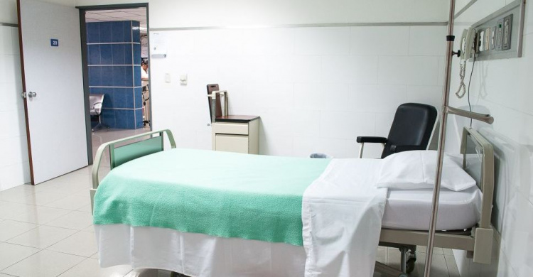 В марте в больницы Мариуполя за пациентами от НСЗУ «пришли» 16 млн гривен