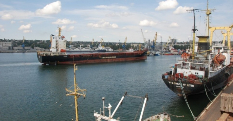 «Азовский судоремонтный завод» станет частью Мариупольского порта
