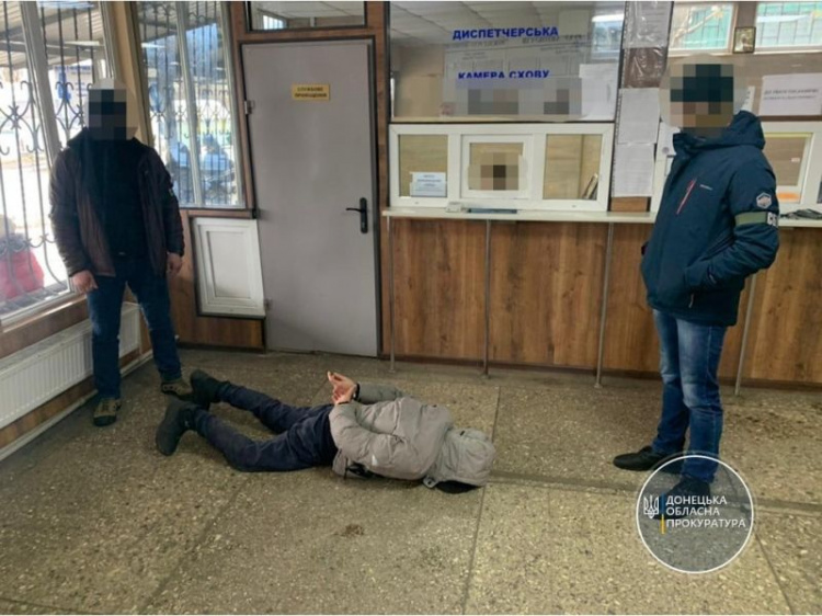 Хотели предать Украину за 4000 долларов: в Мариуполе расследовали преступление о госизмене