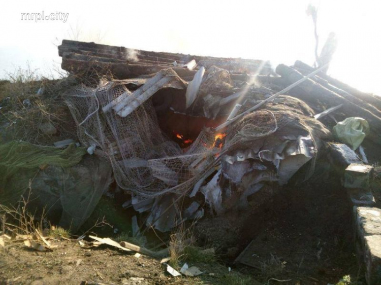 В сети появились фото последствий массированного обстрела у Водяного и Широкино (ФОТО)