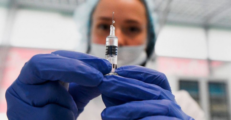 Где и какими вакцинами мариупольцы могут привиться от COVID-19
