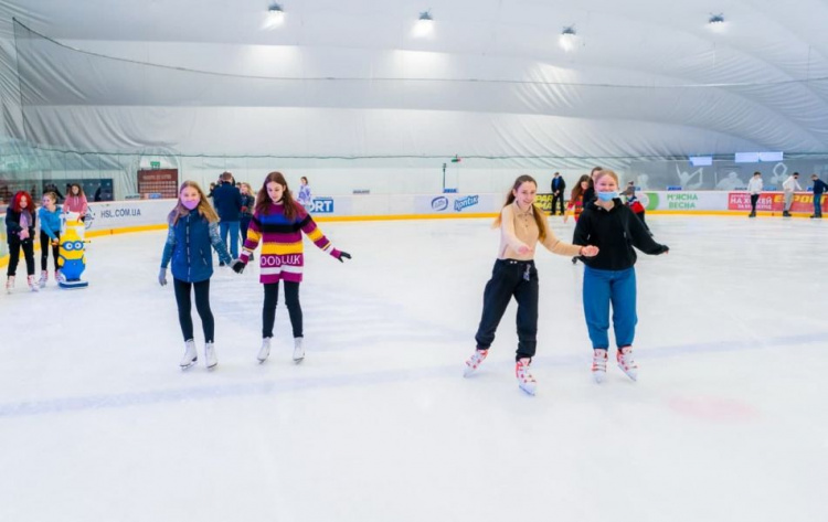 «Все на лед!»: на Донетчине стартовал масштабный бесплатный проект для оздоровления детей