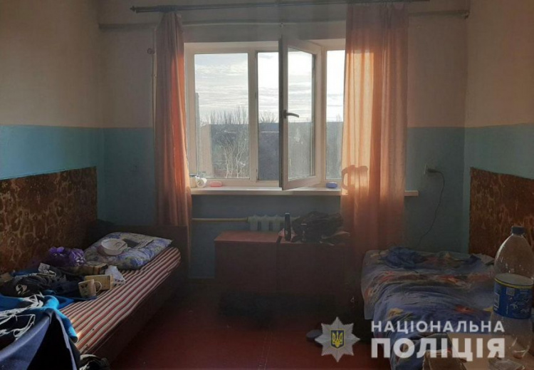 В Мариуполе и Покровске обнаружили мертвых студентов: полиция подозревает суицид (ФОТО+ДОПОЛНЕНО)