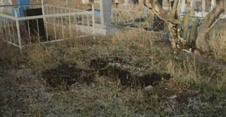 Мариупольцу за надругательство над могилой грозит до трех лет тюрьмы (ФОТО)