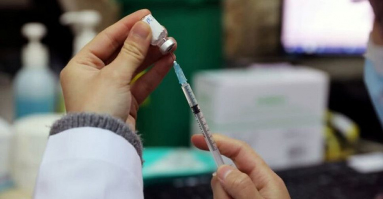 В Украине подали заявку на регистрацию американской вакцины против COVID-19