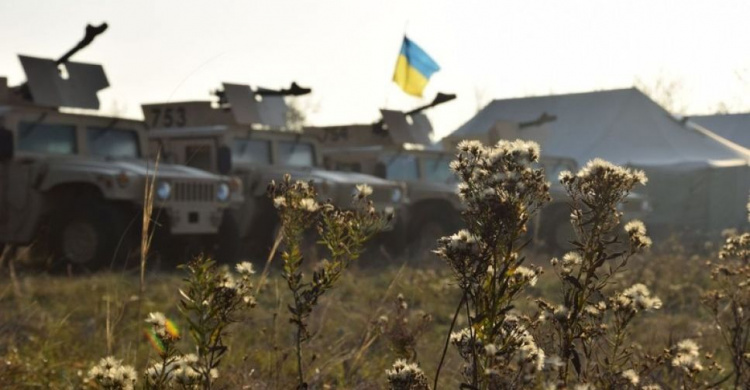 В Донбассе ввели режим «желтый»: граждан могут задерживать и проникать в их жилье