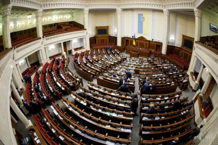 В Украине народных депутатов станет меньше