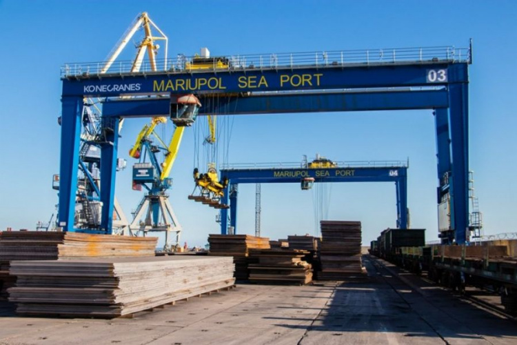 В порт Мариуполя возобновили импорт угля. Топливо везут из Нидерландов, США и других стран (ФОТО)