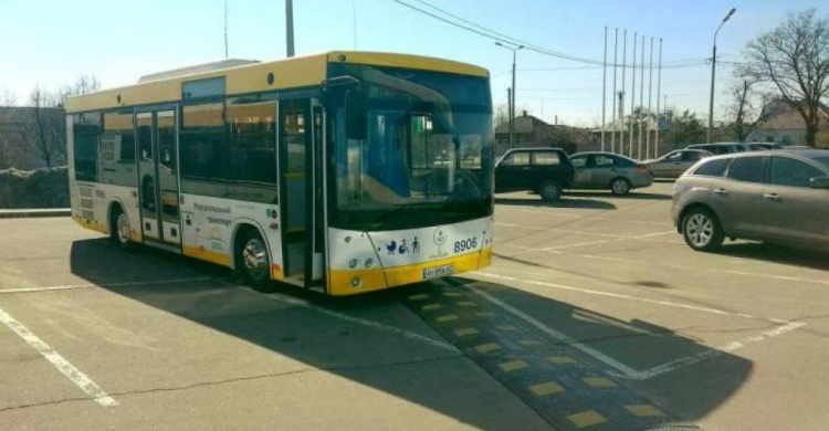 Количество автобусов на 25 маршруте в Мариуполе не увеличат