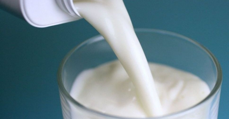 В Донецкой области под видом натурального молока продают «химию»? (ФОТО)