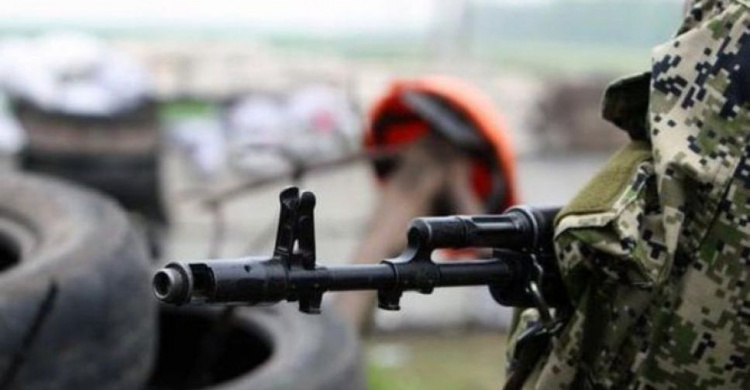 Под Мариуполем украинский воин сбежал к боевикам из-за долгов в десятки тысяч гривен