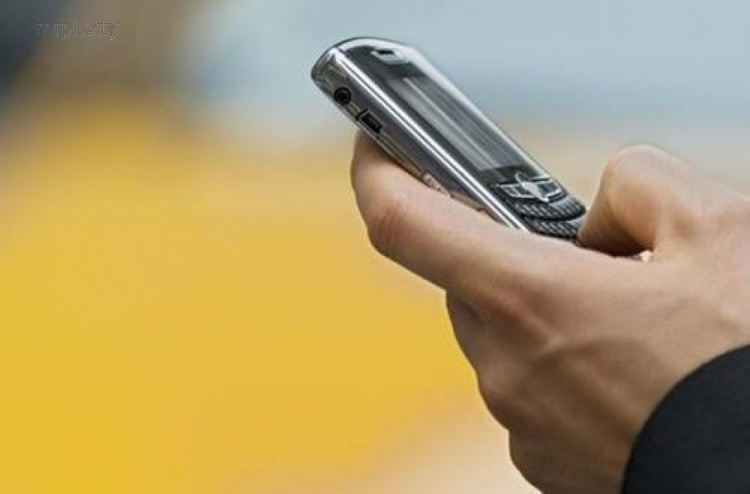 Платить нельзя отказаться: жителей неподконтрольного Донбасса переведут на «особый» мобильный тариф