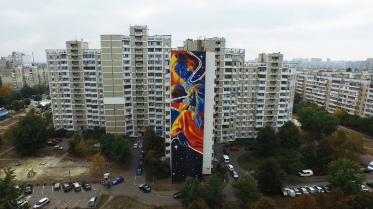 Известные художники приехали на Донбасс рисовать муралы, поднимающие дух (ФОТО)