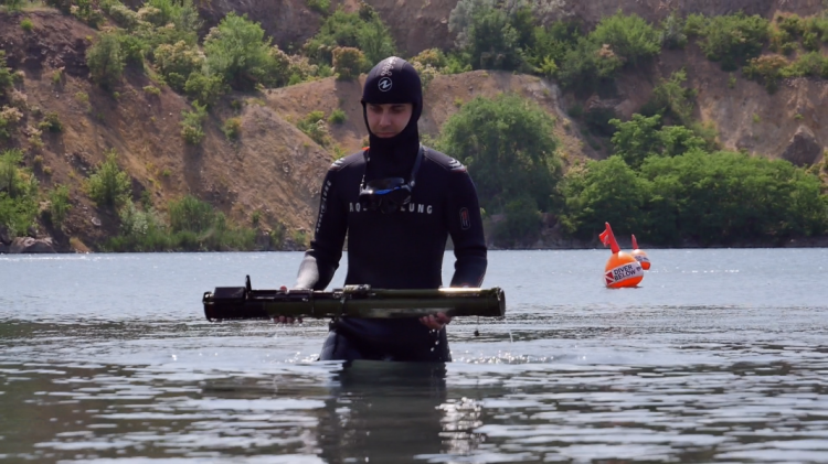 В водоеме на Донетчине нашли 50 взрывоопасных предметов (ФОТО+ВИДЕО)