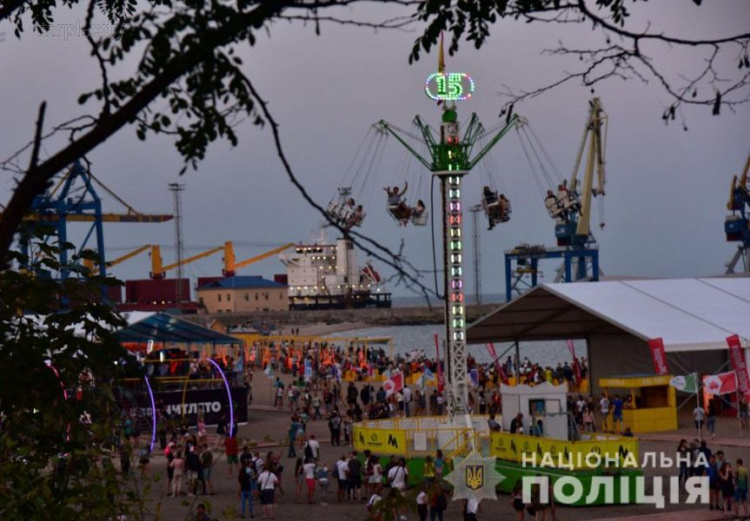 «MRPL City-2019»: в первый день фестиваля гости пять раз пытались пронести наркотики (ФОТО)