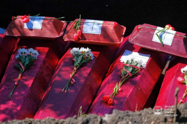 Почти сто воинов Второй мировой перезахоронили на Донетчине