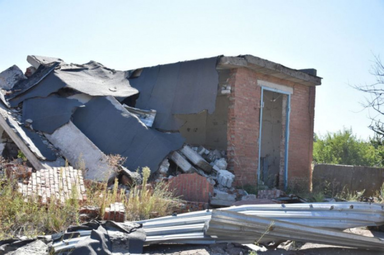 Жители поселка вблизи Мариуполя одни из первых могут получить компенсацию за разрушенные дома