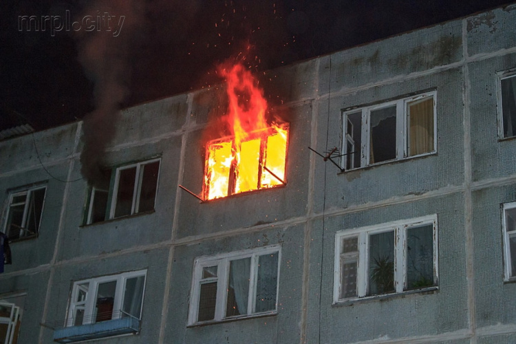 При пожаре в мариупольской квартире пострадали трое женщин и годовалый ребенок