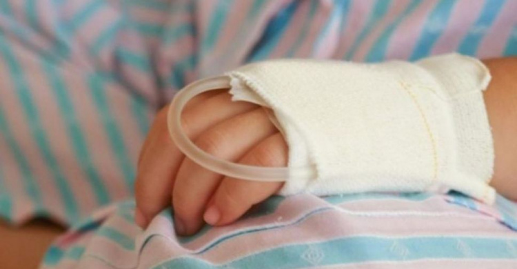 В Мариуполе годовалый ребенок получил ожог, шестилетний – перелом