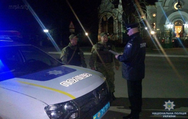В Донбассе отпраздновали Пасху без нарушений общественного порядка (ФОТО)