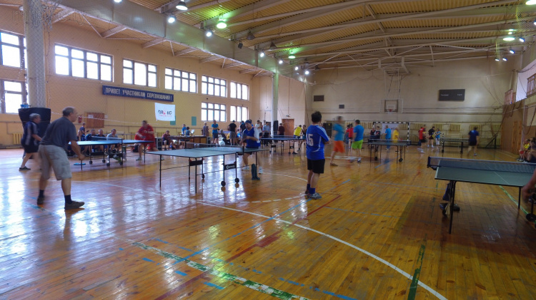 Мариупольцы сразились в теннисном турнире от стронгмена Александра Лашина (ФОТО+ВИДЕО)