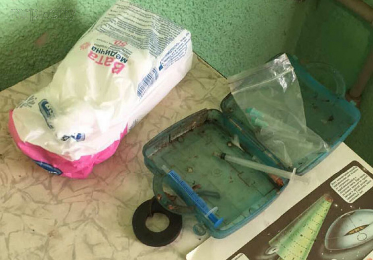 В высотке Мариуполя ликвидировали наркопритон (ФОТО)