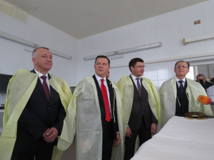 В Мариуполе открыли центры урологии, ортопедии и травматологии (ФОТО)