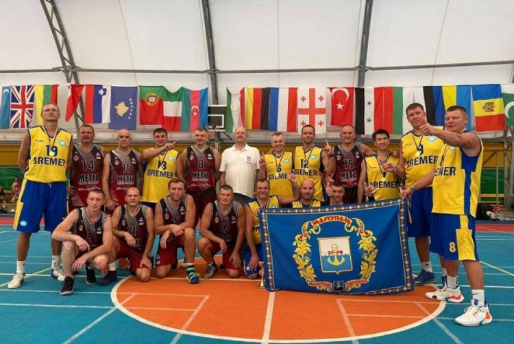 Мариупольские баскетболисты взяли «золото» на чемпионате Украины