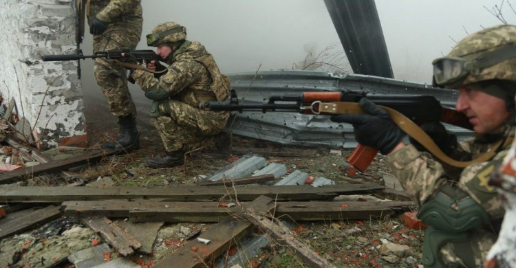 Обострение в Донбассе: есть погибшие и раненые. Вблизи Мариуполя – стреляют из гранатометов