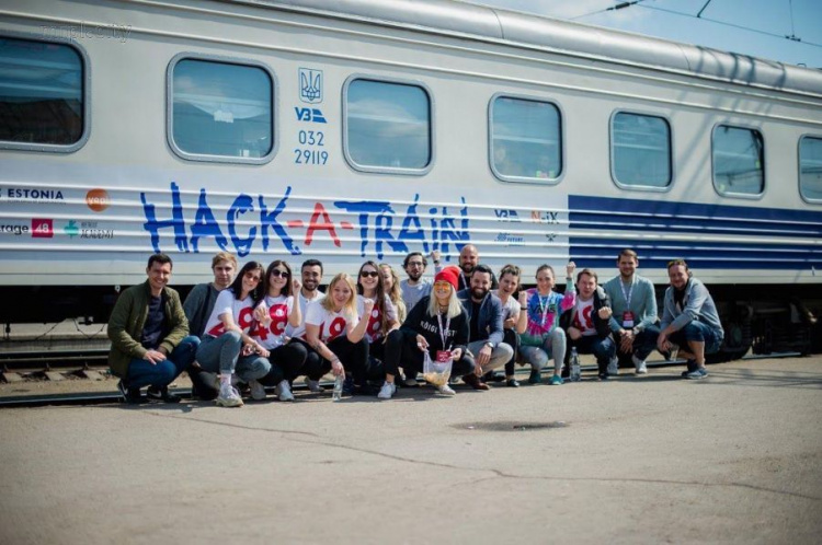 В поезде Мариуполь-Львов «родились» уникальные стартапы (ФОТО)